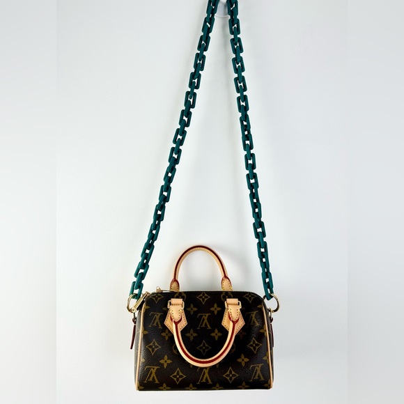 Crossbody length acrylic rubber coated chunky chain link strap for bags, green - Picture 2 of 3